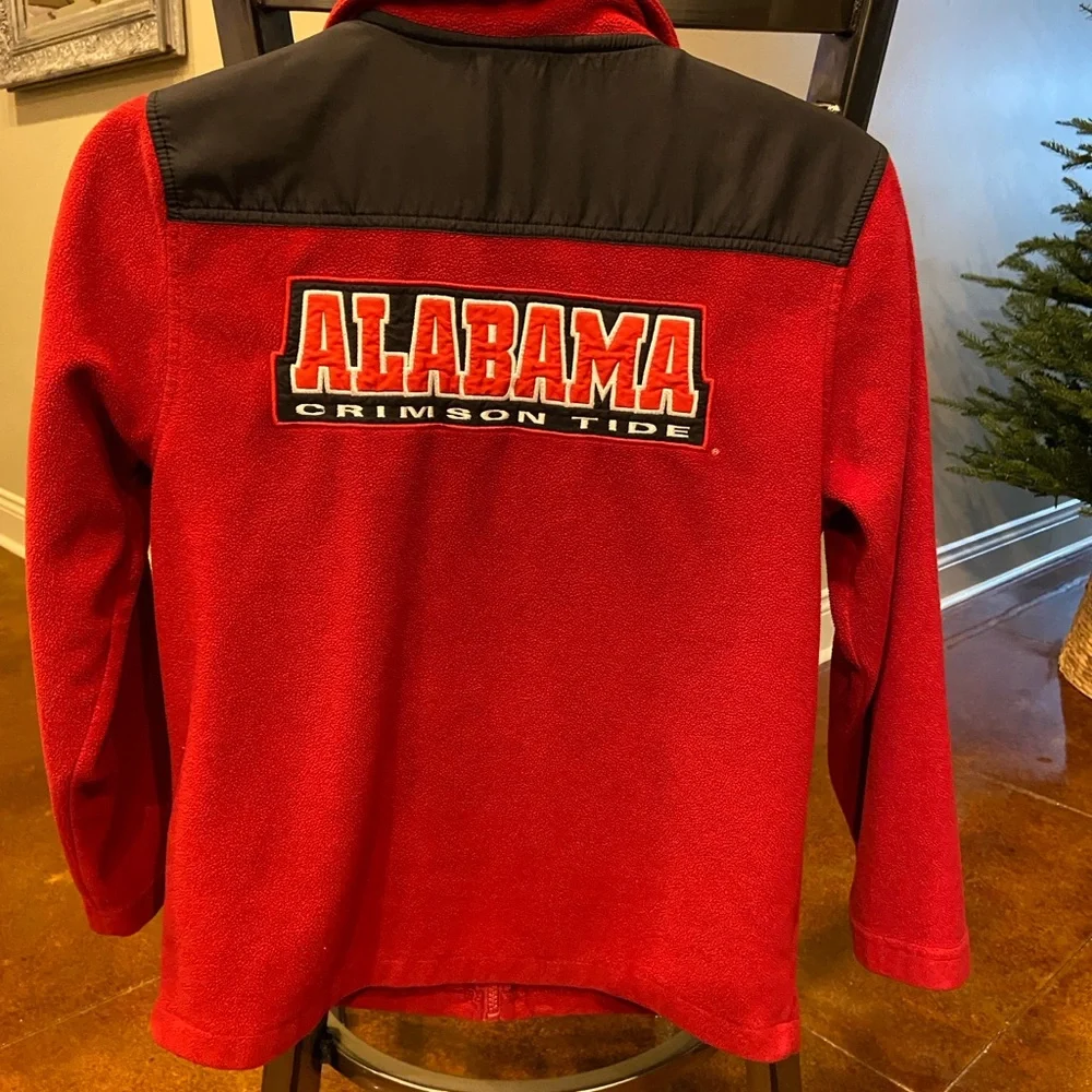 Peak Performance cozy red